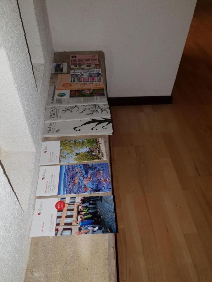 Haus De Philosophe Et Compositeur Rousseau Biel Bagian luar foto