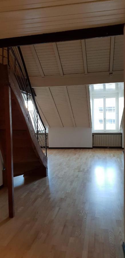 Haus De Philosophe Et Compositeur Rousseau Biel Bagian luar foto